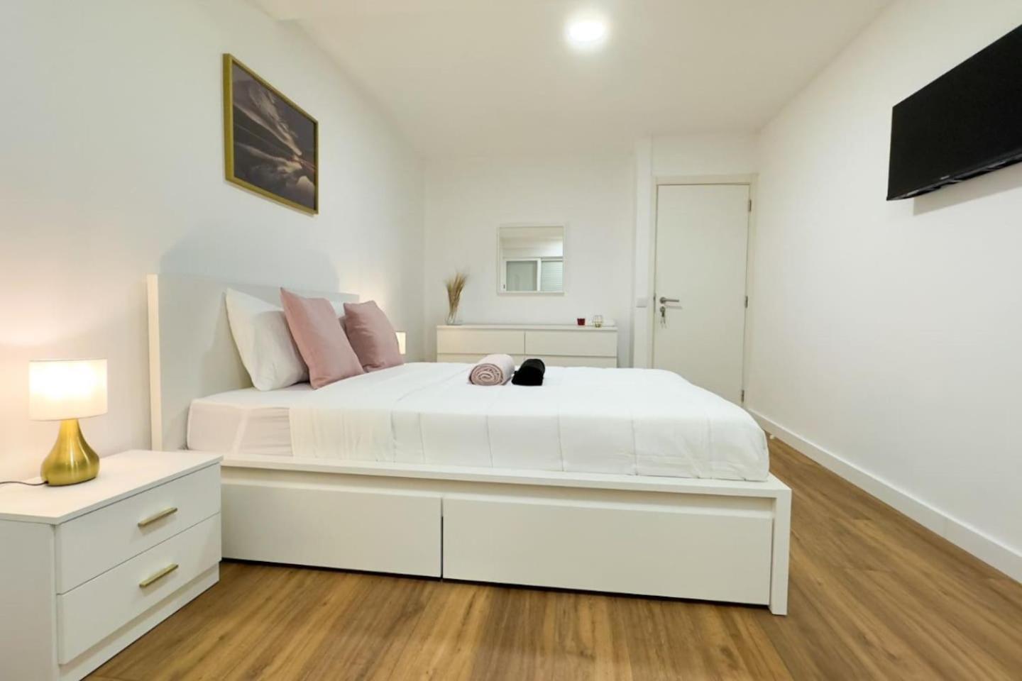 Quarto Privado Calmo Apartment ริโอเดมัวรู ภายนอก รูปภาพ